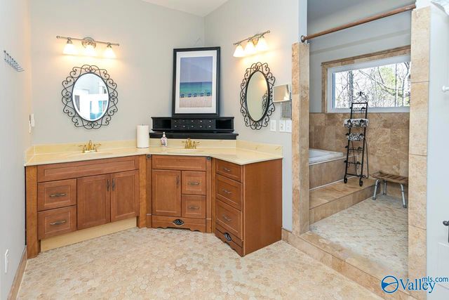 305 Boulder Trail, Gurley, AL 35748