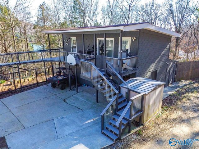 305 Boulder Trail, Gurley, AL 35748