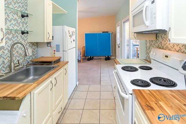 305 Boulder Trail, Gurley, AL 35748