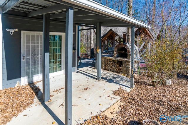 305 Boulder Trail, Gurley, AL 35748