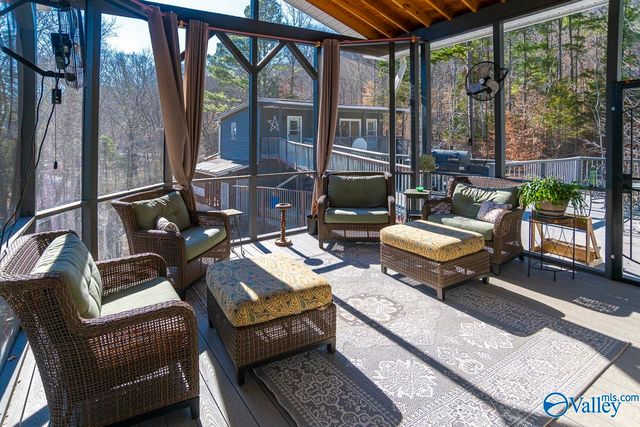 305 Boulder Trail, Gurley, AL 35748