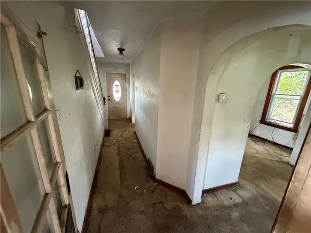 130 Carr Ave, Menallen Twp, PA 15468