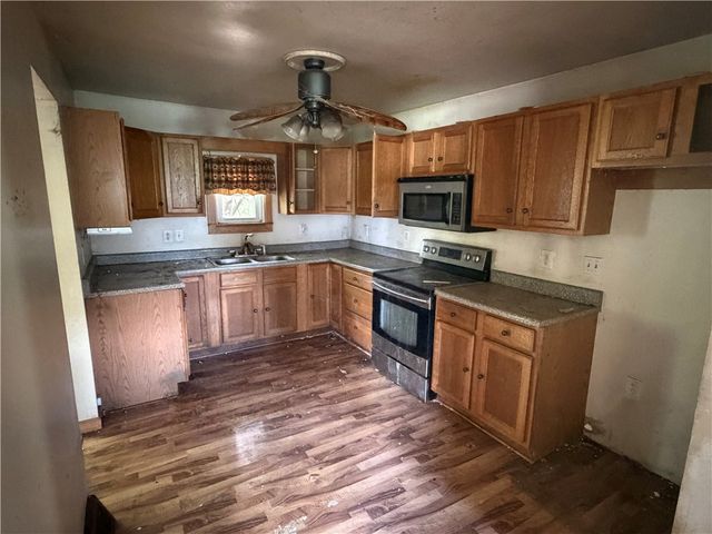 130 Carr Ave, Menallen Twp, PA 15468