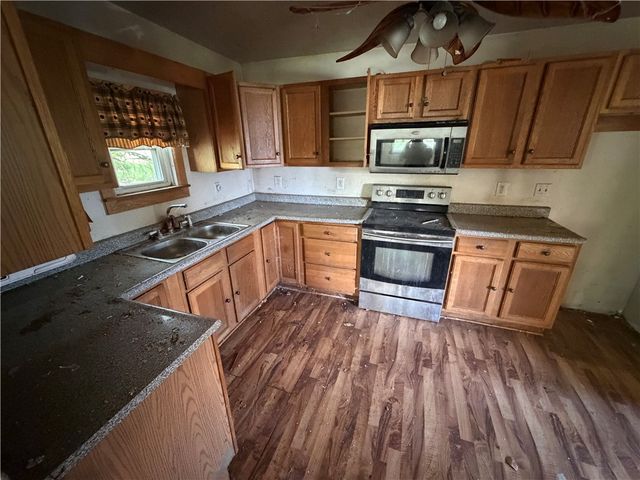 130 Carr Ave, Menallen Twp, PA 15468