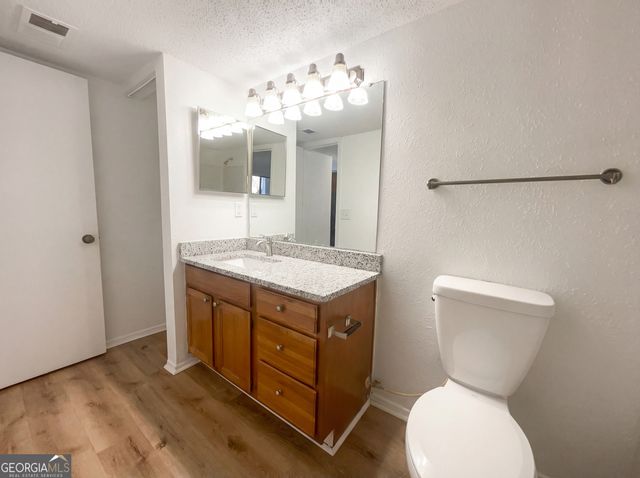 843 Seasons Parkway, Norcross, GA 30093