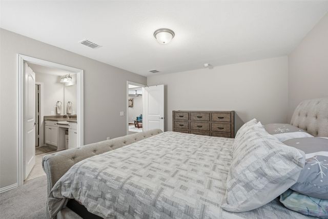 200 Sleepy Willow Lane, Mckinney, TX 75071