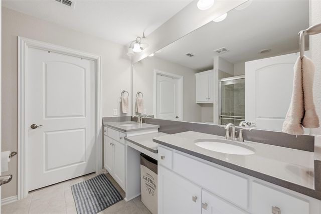 200 Sleepy Willow Lane, Mckinney, TX 75071