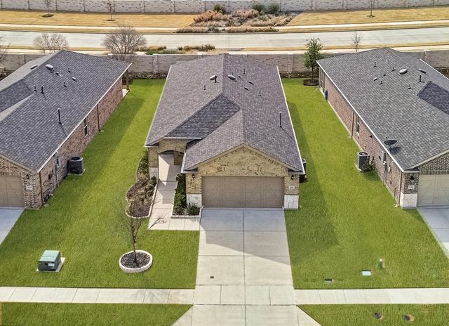 200 Sleepy Willow Lane, Mckinney, TX 75071