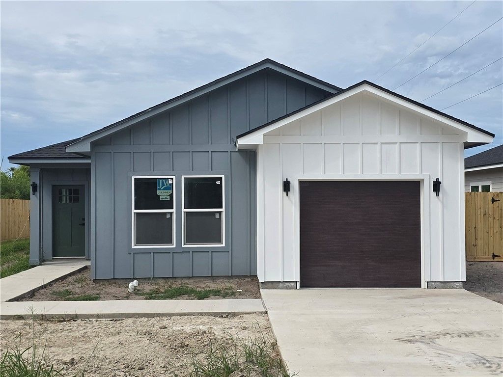 506 Jester St, Corpus Christi, TX 78418