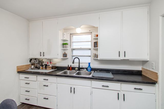 1525 10th Street N, Fargo, ND 58102