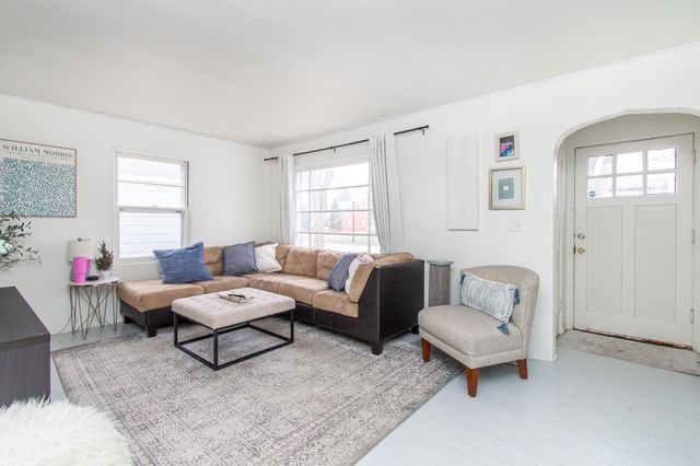 1525 10th Street N, Fargo, ND 58102