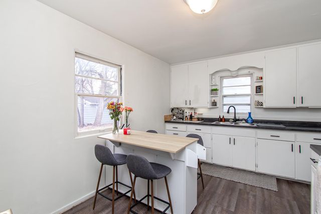 1525 10th Street N, Fargo, ND 58102