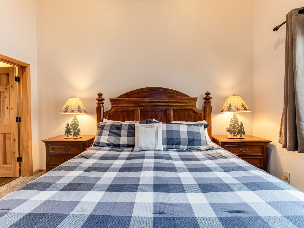 325 Moose Run Drive, Whitefish, MT 59937 photo 34