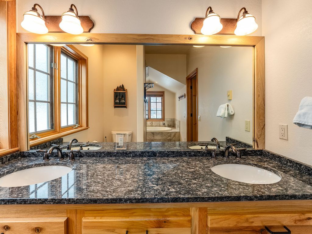 325 Moose Run Drive, Whitefish, MT 59937 photo 35