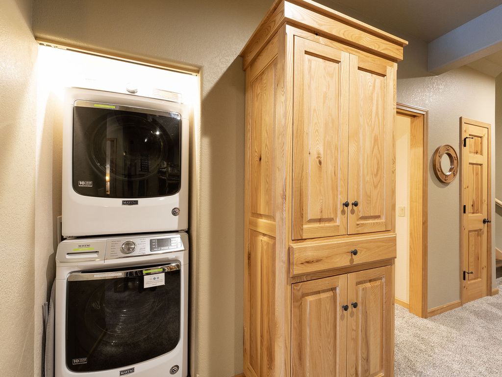 325 Moose Run Drive, Whitefish, MT 59937 photo 39