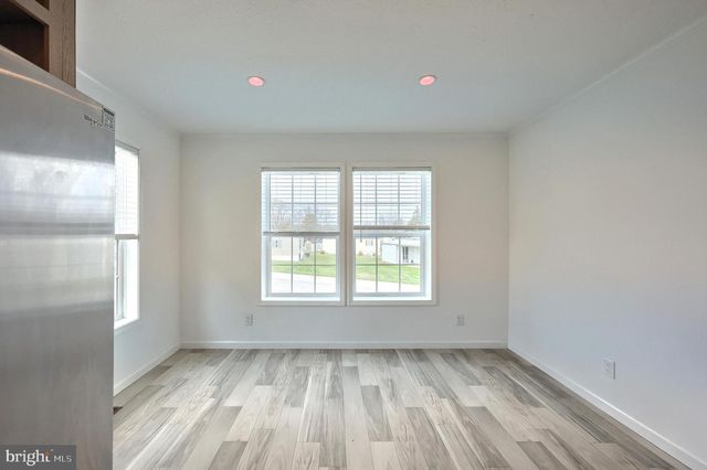 304 LANDOLA AVE, Mount Wolf, PA 17347