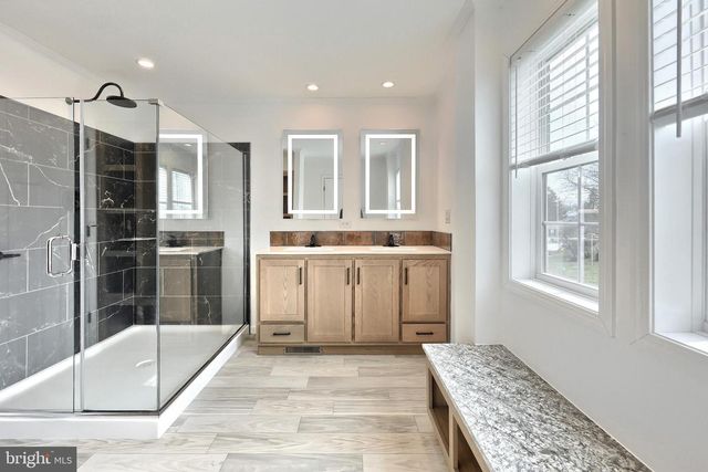 304 LANDOLA AVE, Mount Wolf, PA 17347