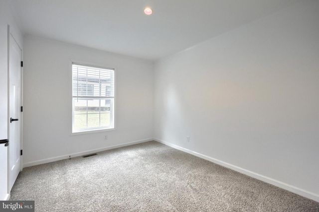 304 LANDOLA AVE, Mount Wolf, PA 17347