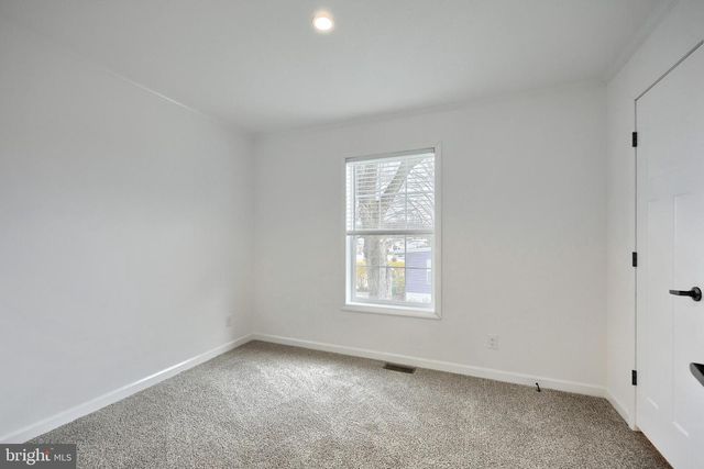 304 LANDOLA AVE, Mount Wolf, PA 17347