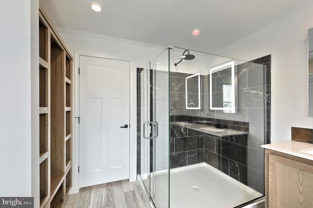 304 LANDOLA AVE, Mount Wolf, PA 17347