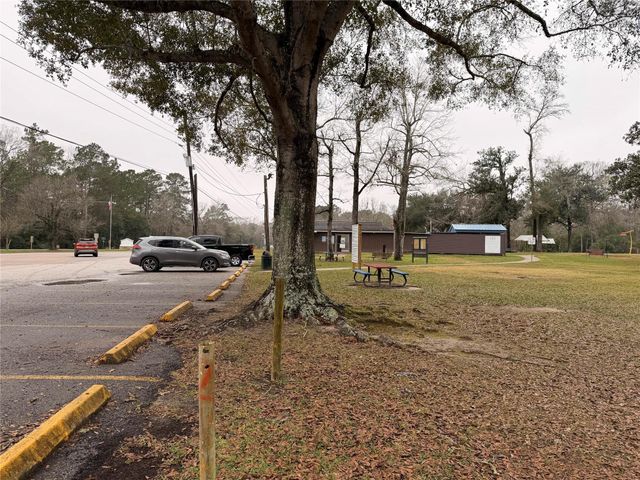 2107 Roman Forest Boulevard, New Caney, TX 77357