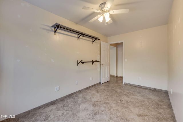 518 Pilgrim Court C, Johnson City, TN 37601