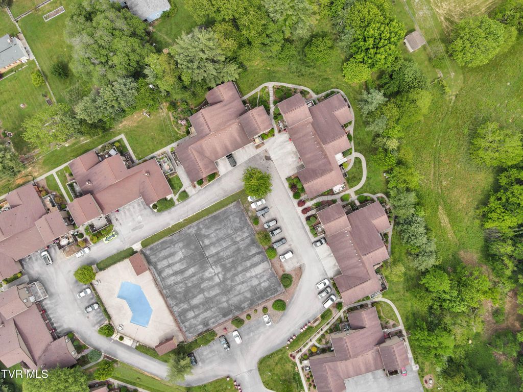 518 Pilgrim Court C, Johnson City, TN 37601