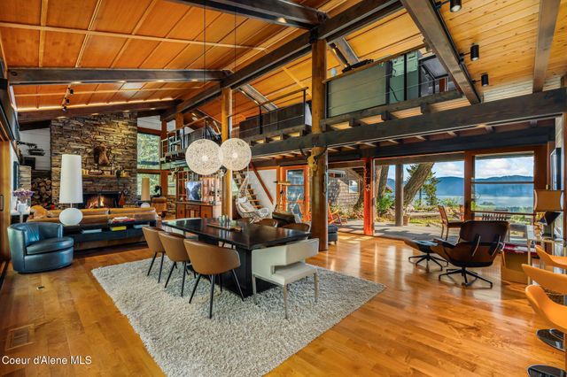 825 Winter Ridge Rd, Hope, ID 83836