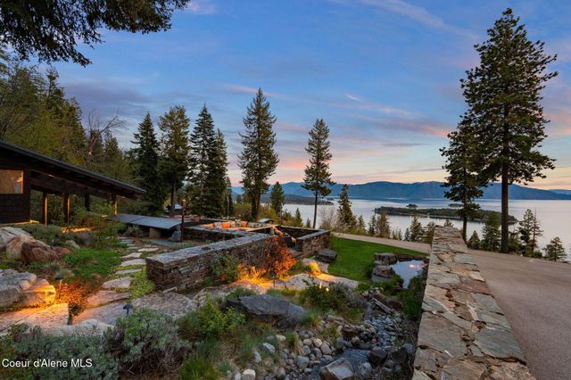 825 Winter Ridge Rd, Hope, ID 83836