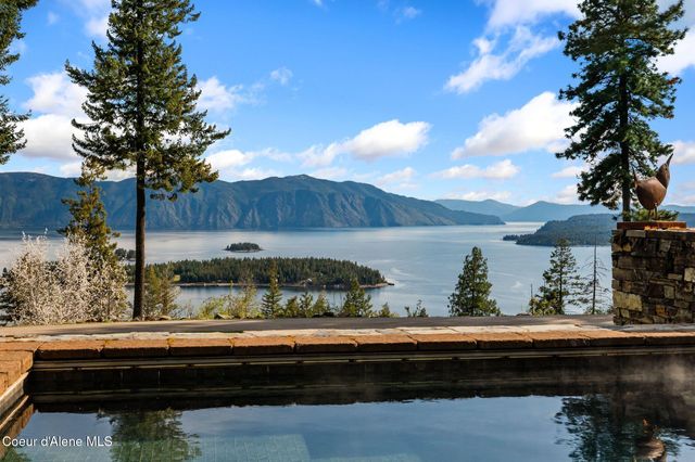 825 Winter Ridge Rd, Hope, ID 83836