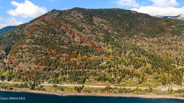 825 Winter Ridge Rd, Hope, ID 83836