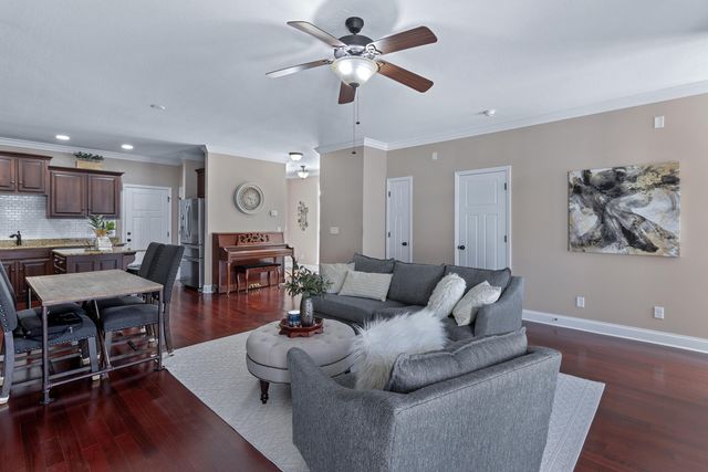 6858 Palms Court, Chattanooga, TN 37421