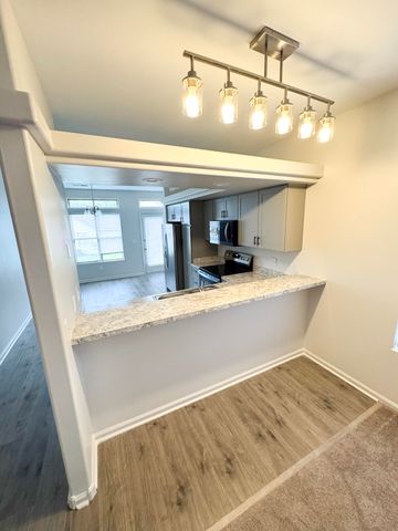 720 Whispering Brook Trace, Lexington, KY 40509