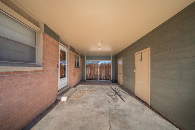 1400 E Beaumont St, Park City, KS 67219