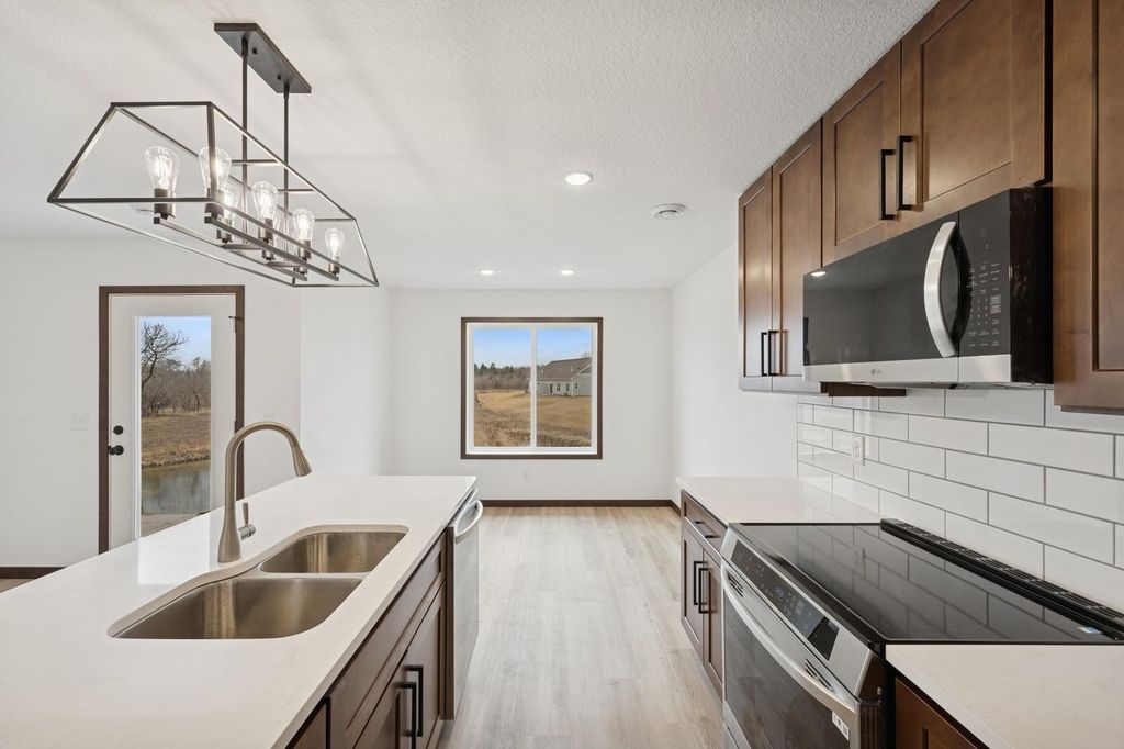 18042 Walnut Circle, Big Lake, MN 55309