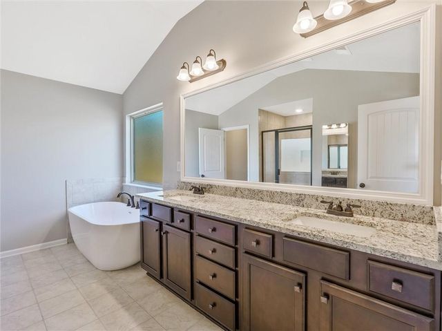 125 Leverett Court, Fayetteville, GA 30215