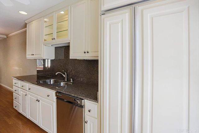 707 Pleasant Valley Dr Unit 10, Little Rock, AR 72227