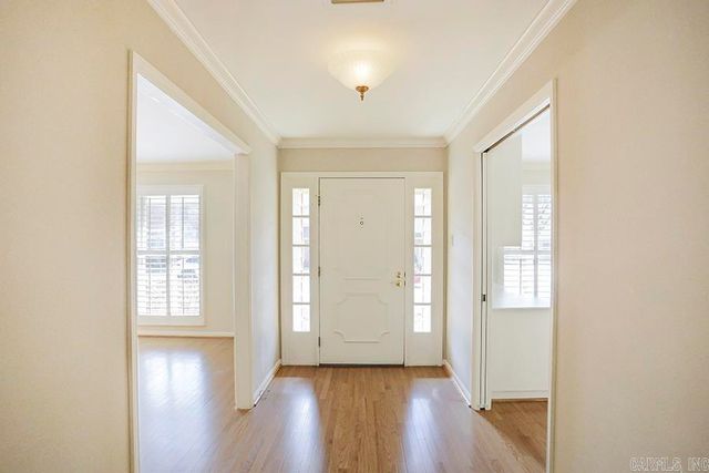 707 Pleasant Valley Dr Unit 10, Little Rock, AR 72227