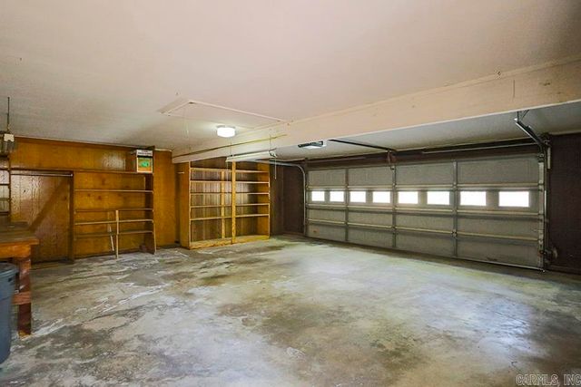 707 Pleasant Valley Dr Unit 10, Little Rock, AR 72227