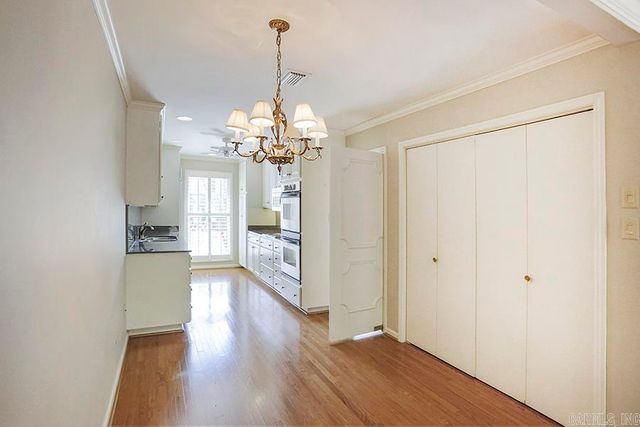 707 Pleasant Valley Dr Unit 10, Little Rock, AR 72227