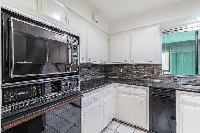 1940 Cougar Lane, Clovis, CA 93611