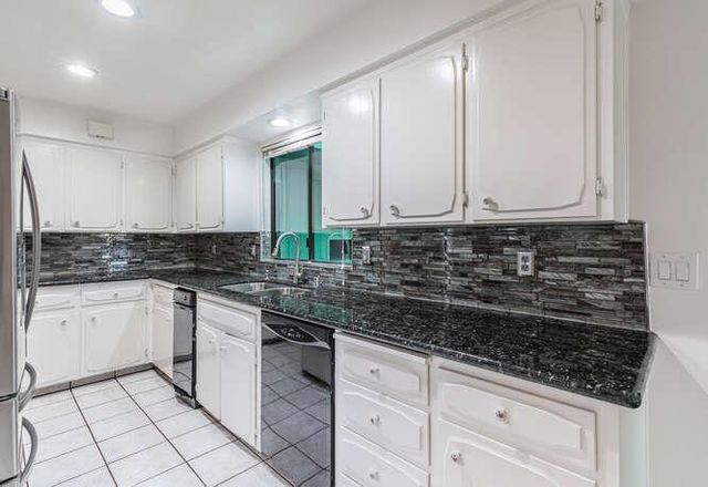 1940 Cougar Lane, Clovis, CA 93611