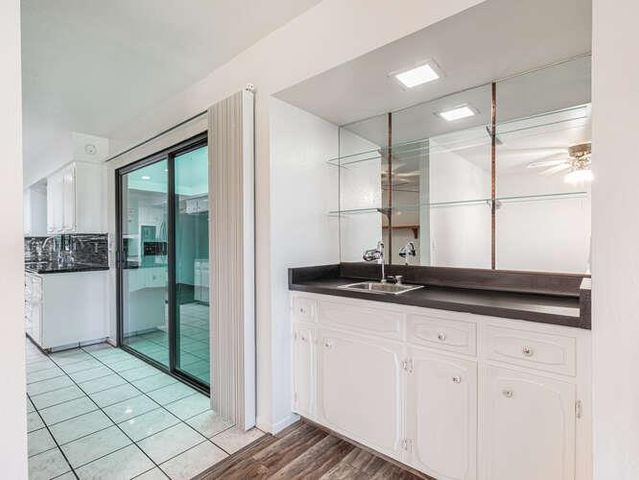 1940 Cougar Lane, Clovis, CA 93611