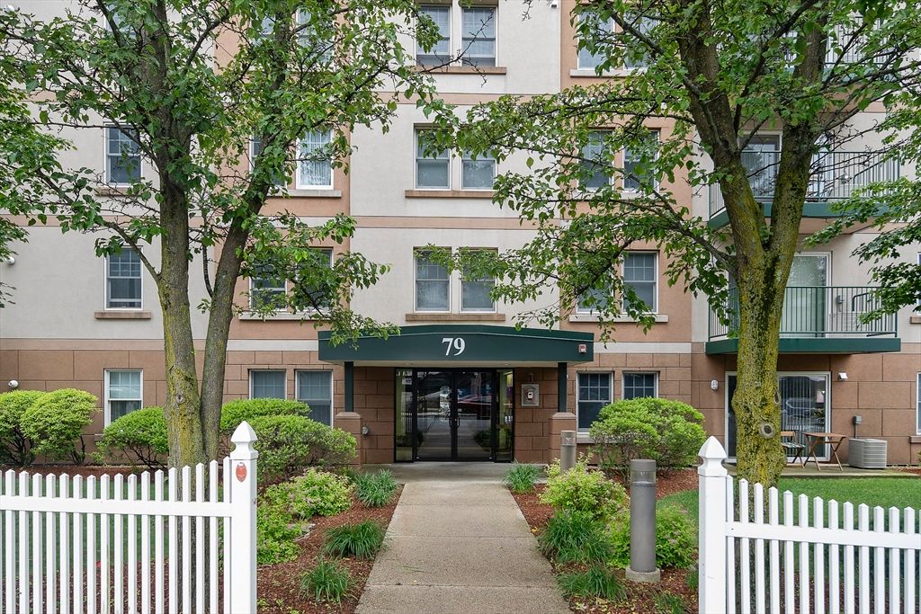 79 Waite St Ext 53, Malden, MA 02148