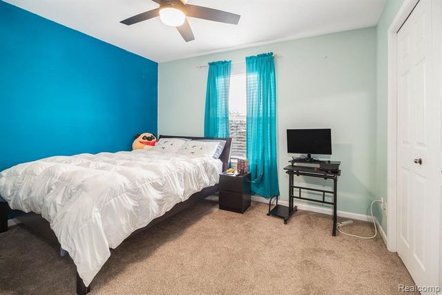 829 Grandview Drive, Commerce Twp, MI 48390