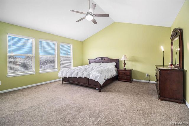 829 Grandview Drive, Commerce Twp, MI 48390