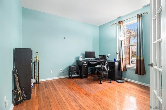 829 Grandview Drive, Commerce Twp, MI 48390