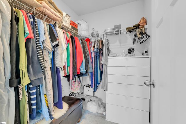 42 Carriage Run Drive, Simpsonville, SC 29681