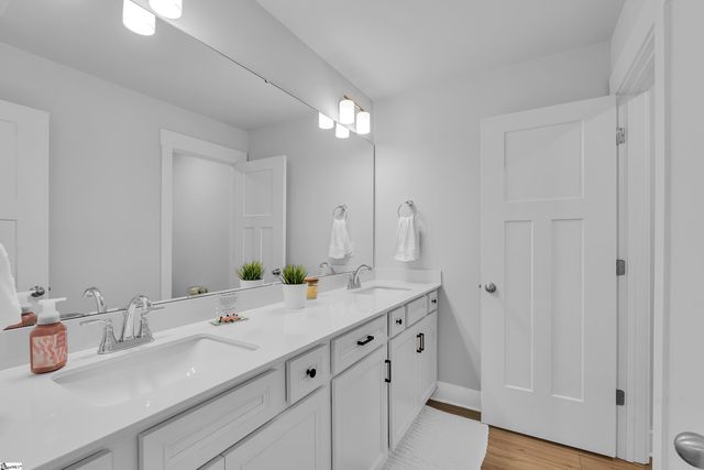 42 Carriage Run Drive, Simpsonville, SC 29681