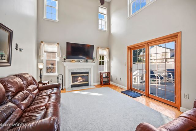 17 Sun Hollow Road, Howell, NJ 07731
